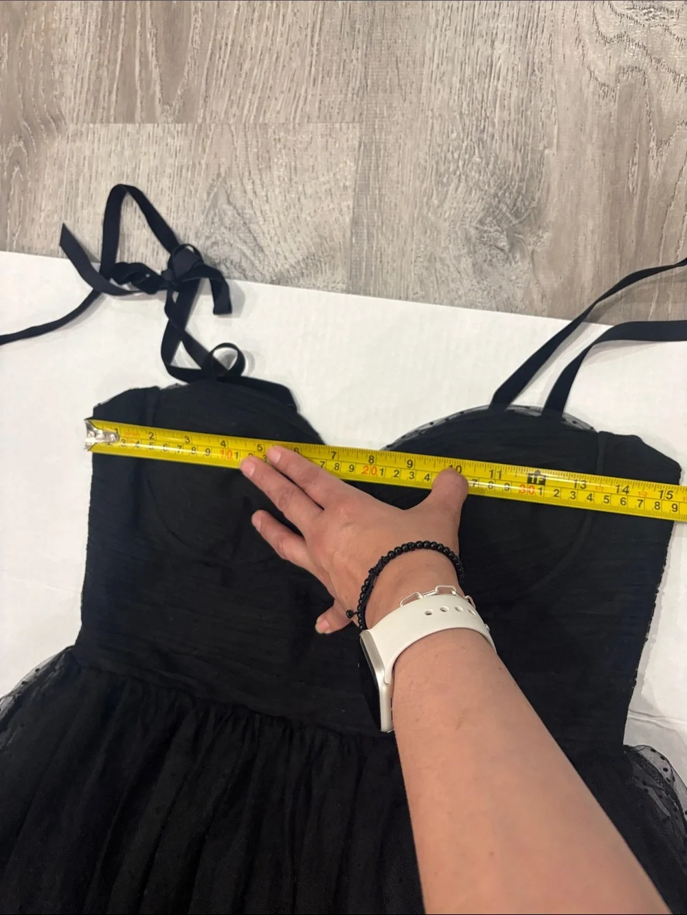 NWOT ASTR the Label Karyme Tie Strap Polka Dot Black Midi Dress Size M - Picture 13 of 17